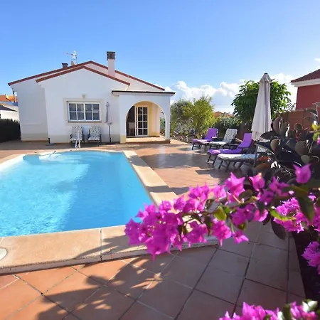 Villa Fuerte Holiday Flores Golf & Private Pool *
